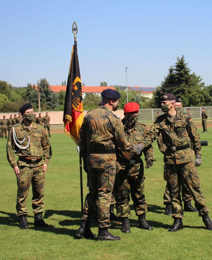 Bei Appell in Sondershausen Kommando &uuml;ber geben