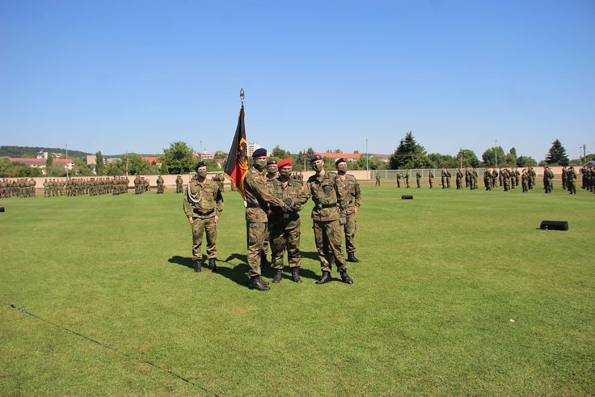 Bei Appell in Sondershausen Kommando &uuml;ber geben