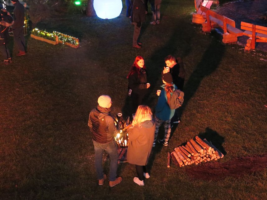 Weihnachtsmarkt auf dem Werksgel&auml;nde von Knauf