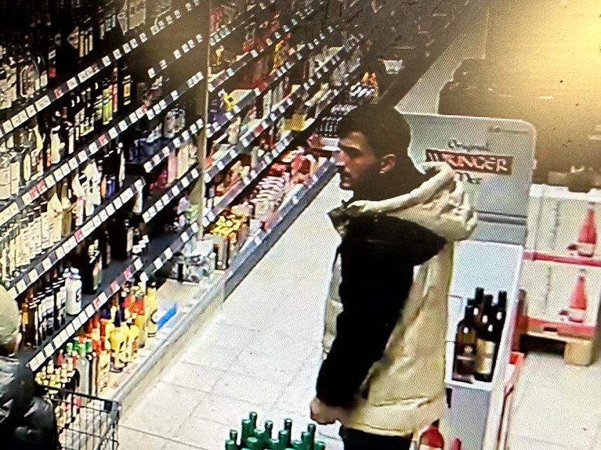 Wer erkennt diesen Mann 