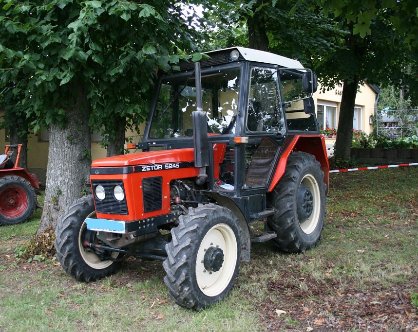 Oldtimerschau in Schwenda