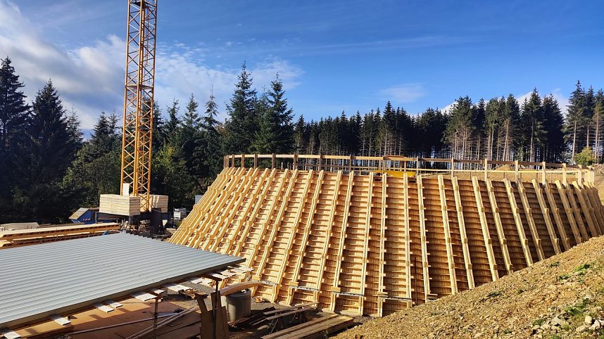 In Rothes&uuml;tte und am Stausee Kelbra