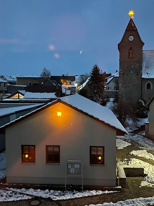 In Unterri&szlig;dorf l&auml;dt man vor dem Fest zum gem&uuml;tlichen Beisammensein in die Kirche