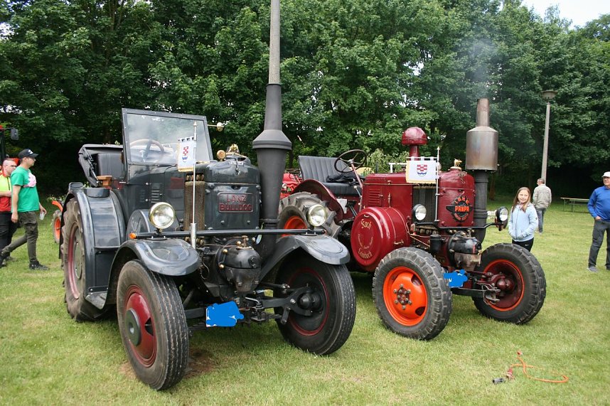 Treckerparade in Uftrungen