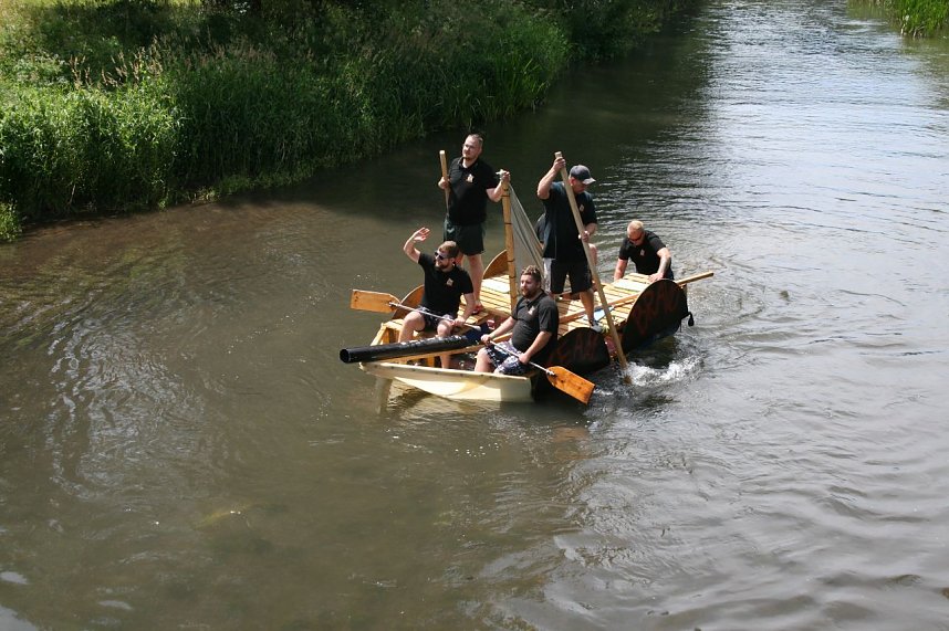 Badewannenrennen in Bennungen