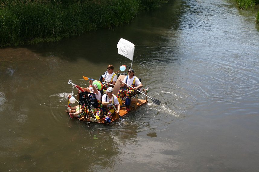 Badewannenrennen in Bennungen