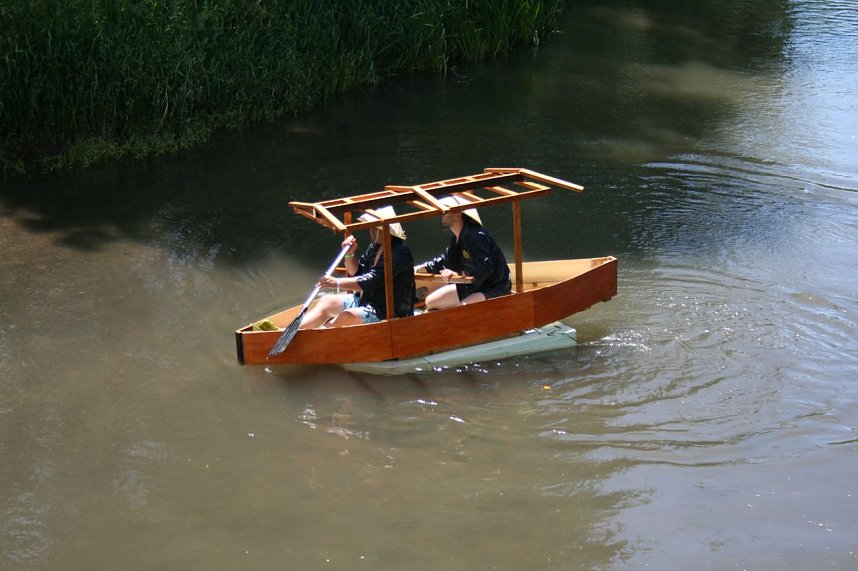 Badewannenrennen in Bennungen