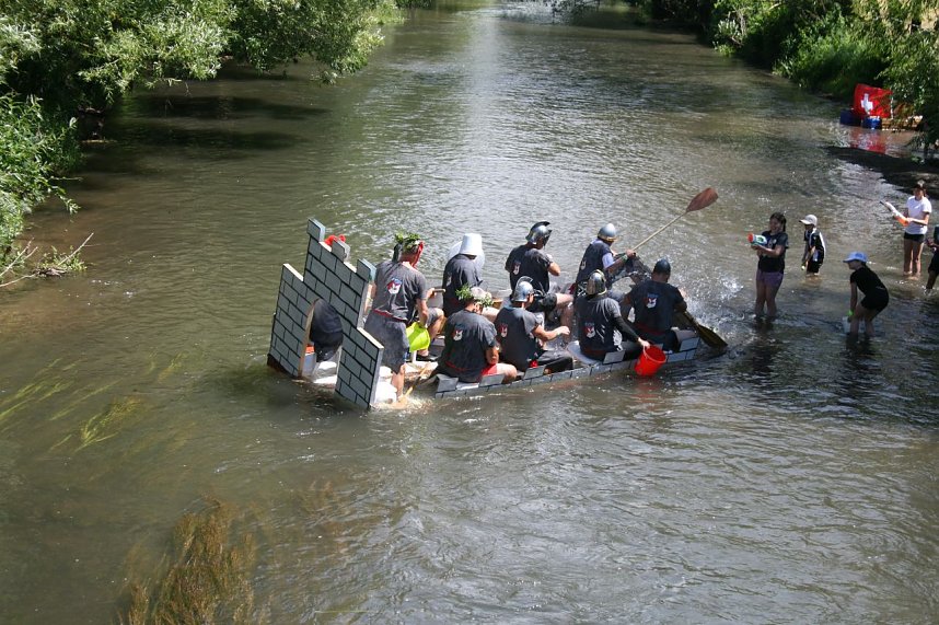 Badewannenrennen in Bennungen