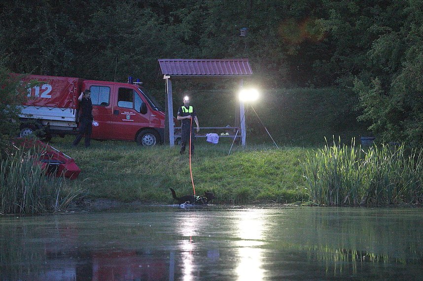 Suchaktion am Gro&szlig;enehricher Stau