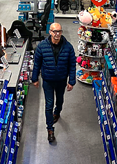 Wer erkennt diese Person 