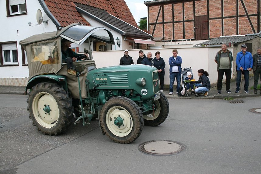 Treckerparade in Uftrungen