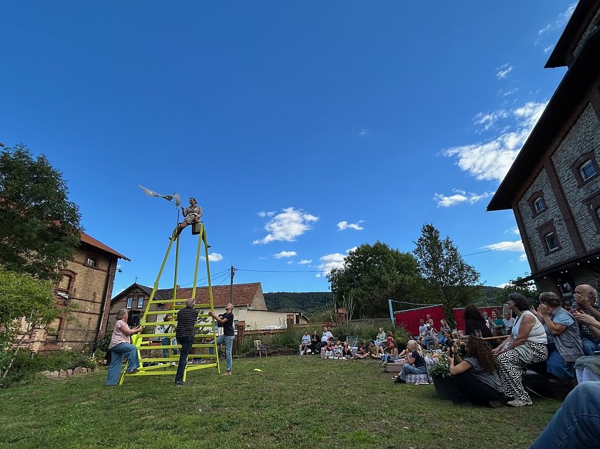 Picknick und Performance - die CircusM&uuml;hle Kelbra lud am Wochenende zum gem&uuml;tlichen Beisammensein