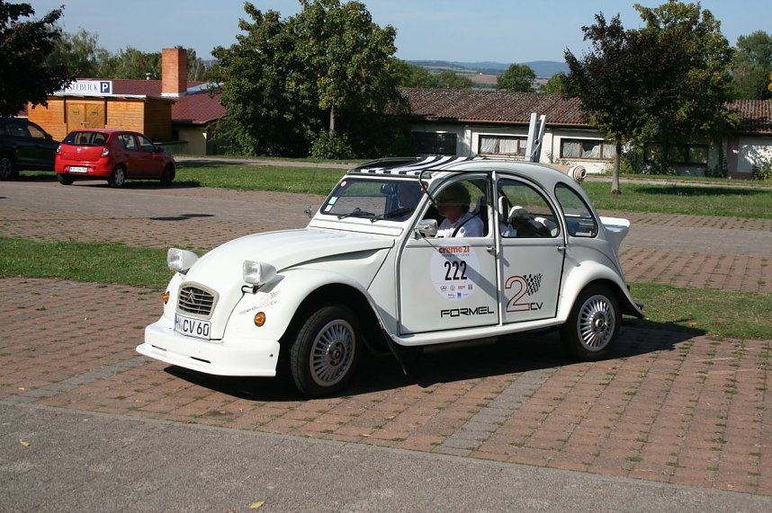 Der Stausee Kelbra war am Wochenende Etappenziel f&uuml;r die Youngtimer der Creme 21 Tour