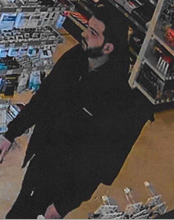 Wer erkennt diese Person 